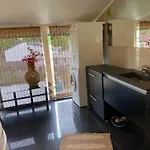 Mini-hôtel Easy 2*