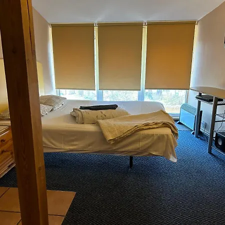 Easy Inn