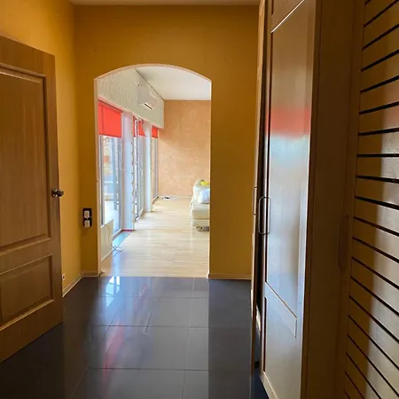 Мініготель Easy Рига